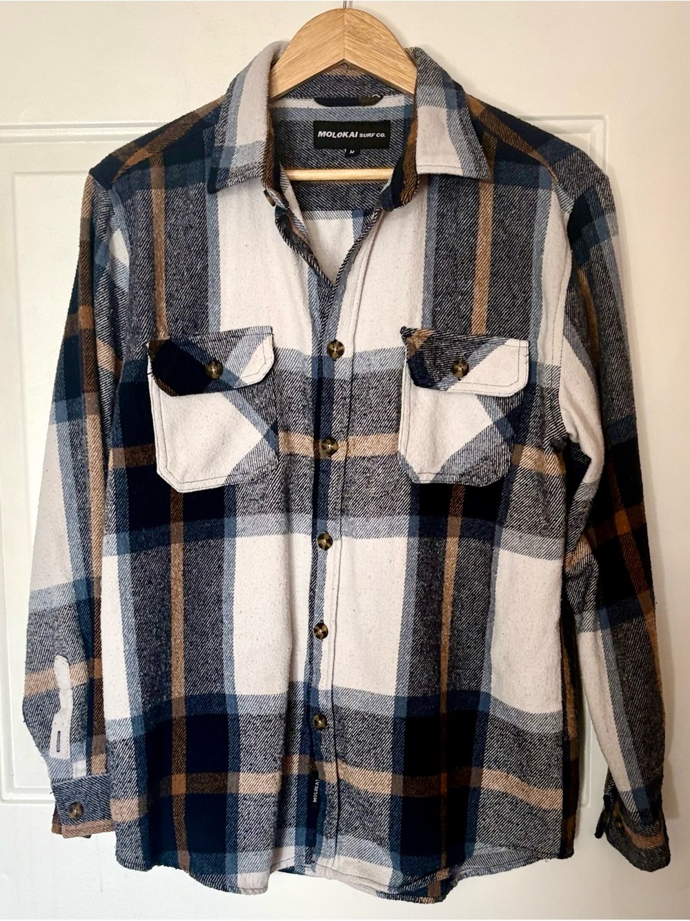 Cotton flannel shirt, Molokai Surf Co., plaid button-down Men’s Medium